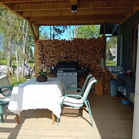 Кемпинг Boheemlaslik Poeoening Lahe Aeaeres *