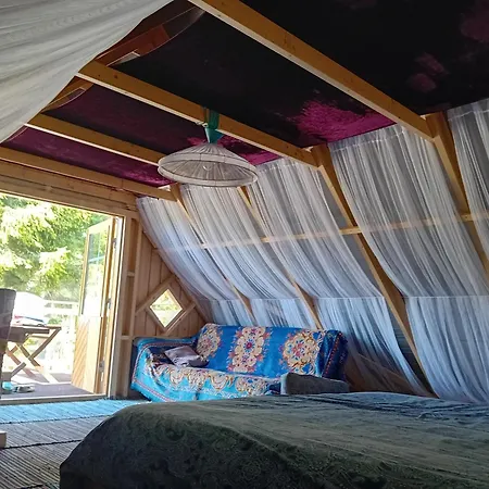 Boheemlaslik Poeoening Lahe Aeaeres Campsite Padaste (Muhu)
