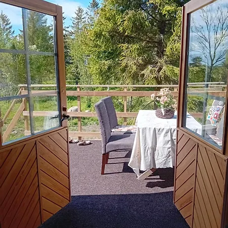 Boheemlaslik Poeoening Lahe Aeaeres Pädaste