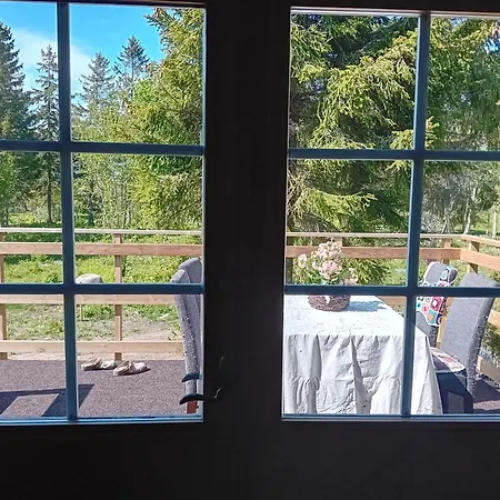 Boheemlaslik Poeoening Lahe Aeaeres Падасте