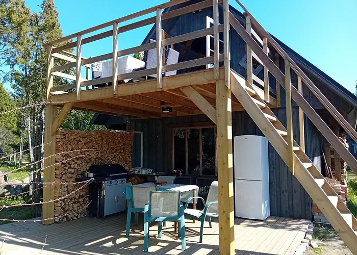 Boheemlaslik Poeoening Lahe Aeaeres مكان تخييم