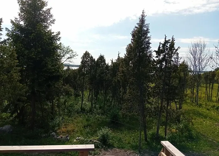 Boheemlaslik Poeoening Lahe Aeaeres مكان تخييم *