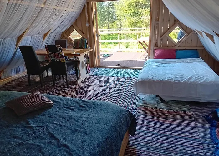 Boheemlaslik Poeoening Lahe Aeaeres