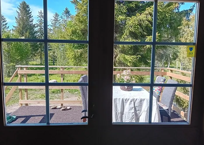 Boheemlaslik Poeoening Lahe Aeaeres Pädaste